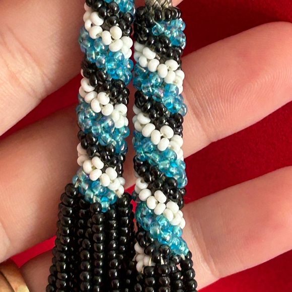 4/$100 BOLO TIE Beaded Floral Design Accessory 34 Inches 🥰 - Picture 5 of 7